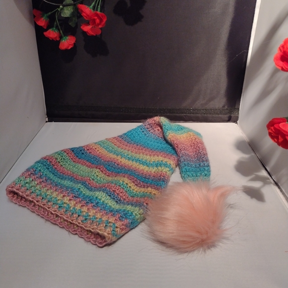 Longtail Hat - Picture 2 of 3